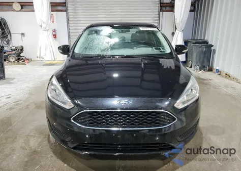 2017 Ford Focus Se z USA, uszkodzony, nr VIN 1FADP3F29HL203329